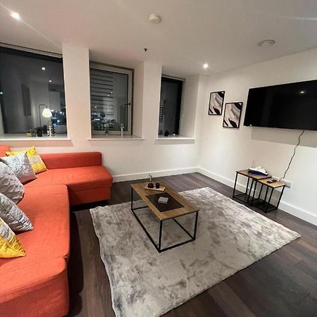 Spacious Sleep 7 Flat 20 Mins Central London Bp65 Екстериор снимка